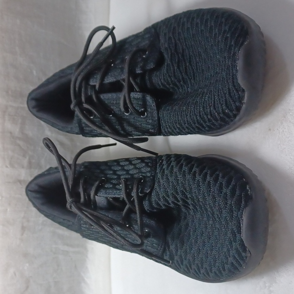 Coodo Black Light Weight Comfort Sneakers Sz 11 M